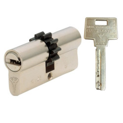 Cylindre à roue dentée MUL-T-LOCK Classic Pro clé métal