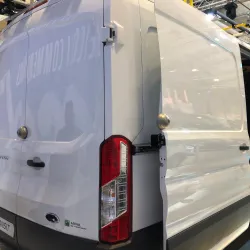 Installation véhicule, serrure antivol meroni UFO3 smart duo, serrure utilitaire pour camionnettes